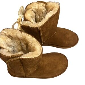 Lamo APRES Kids Bow Lace Faux Fur Lined Snow Boot Chestnut Brown Toddler size13Y